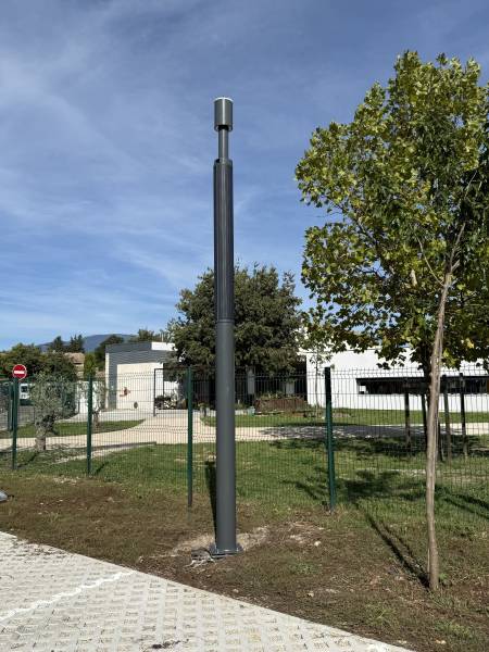 Mise en place d'un éclairage solaire pour le parking de la bibliothèque municipale de Mazan