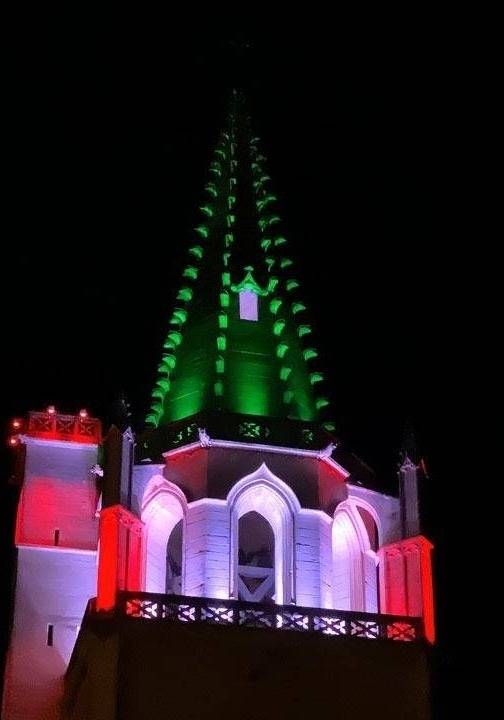 Éclairage du clocher de l’église Sainte Marthe à Tarascon